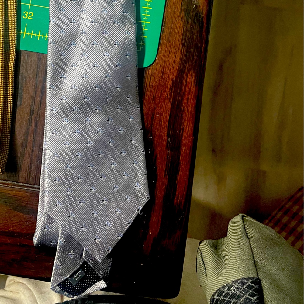 Michael kors 100% silk tie
